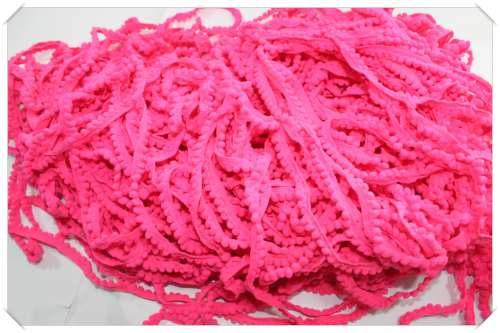 pom pom laces